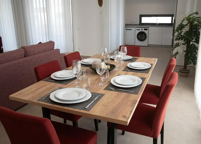 Villa Vale Paraiso - By Sch *