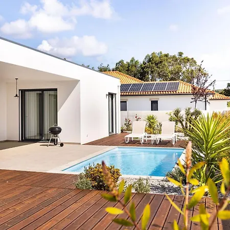 Vale Paraiso - By Sch * Sao Martinho do Porto